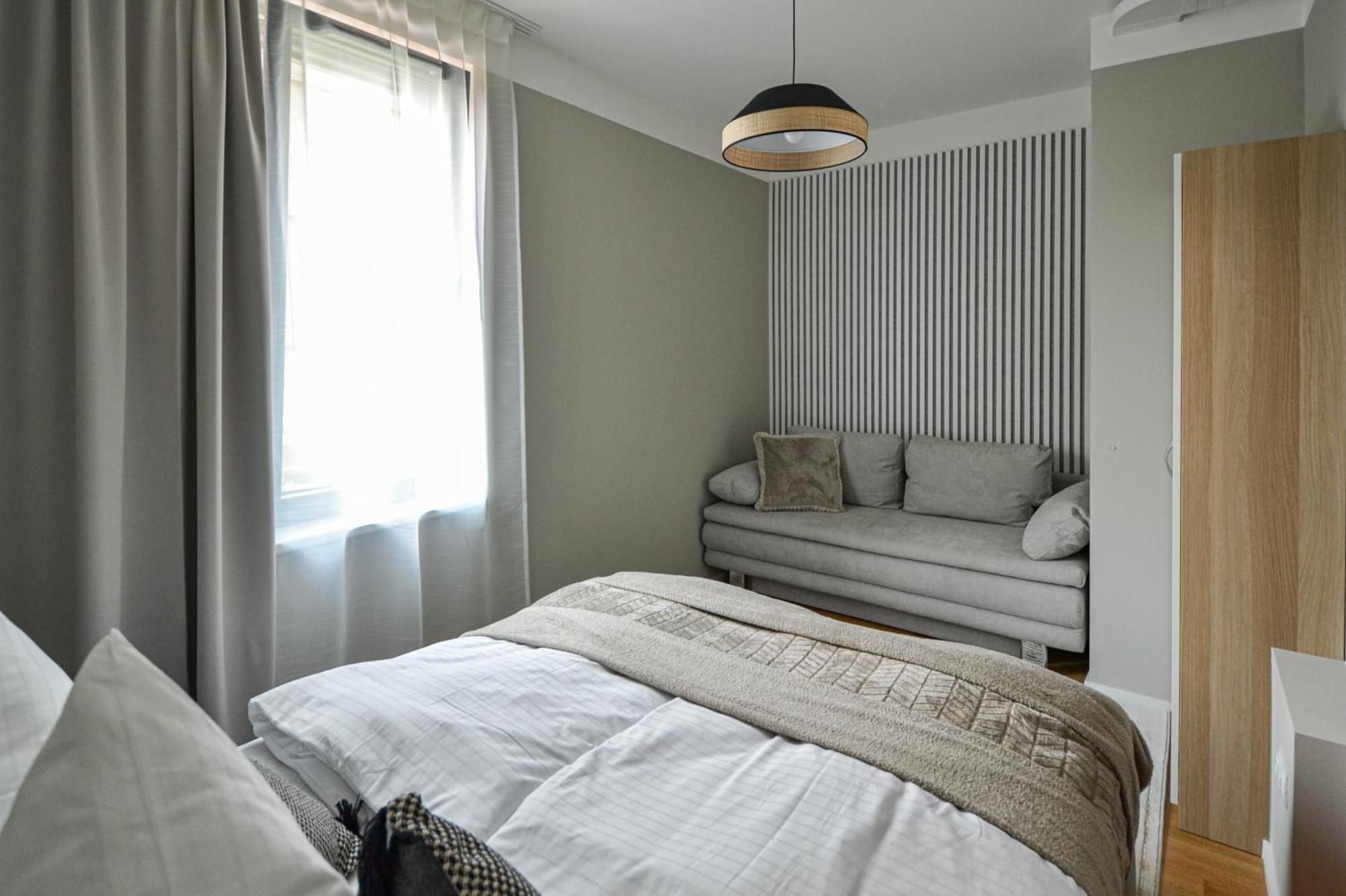 Japanese Design 3bdr In A Vibrant Area