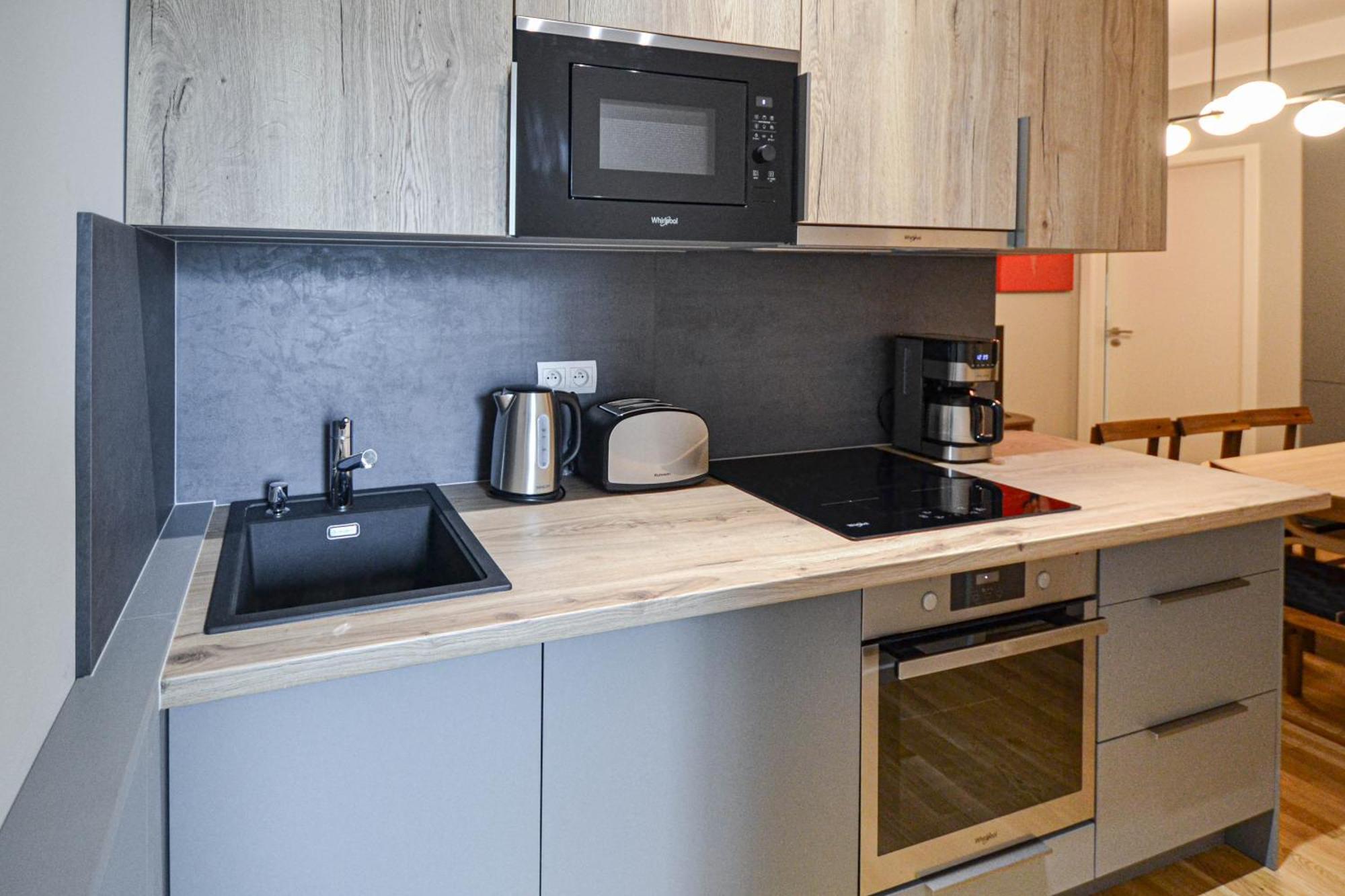 Japanese Design 3bdr In A Vibrant Area Appartamento